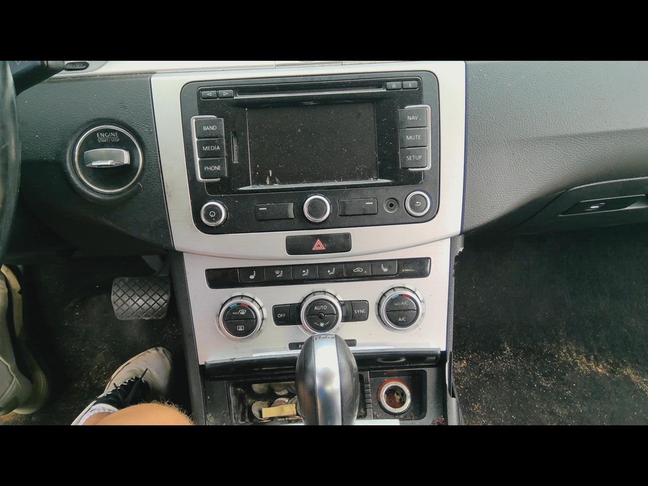https://f005.backblazeb2.com/file/img-partshotlines-com/Inventory/EX619/Vehicle/24925_01.jpg