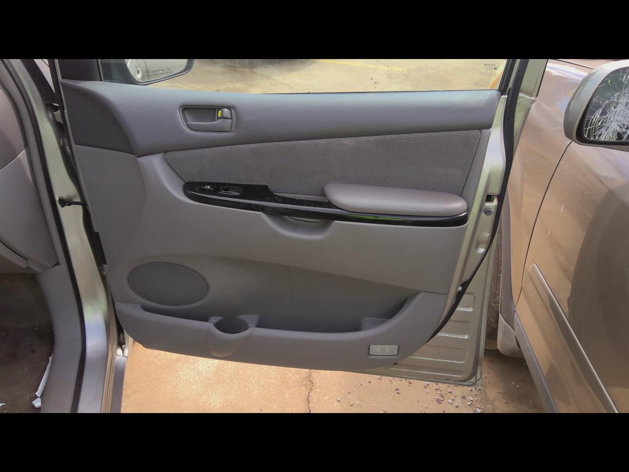 https://f005.backblazeb2.com/file/img-partshotlines-com/Inventory/EX619/Vehicle/24935_09.jpg
