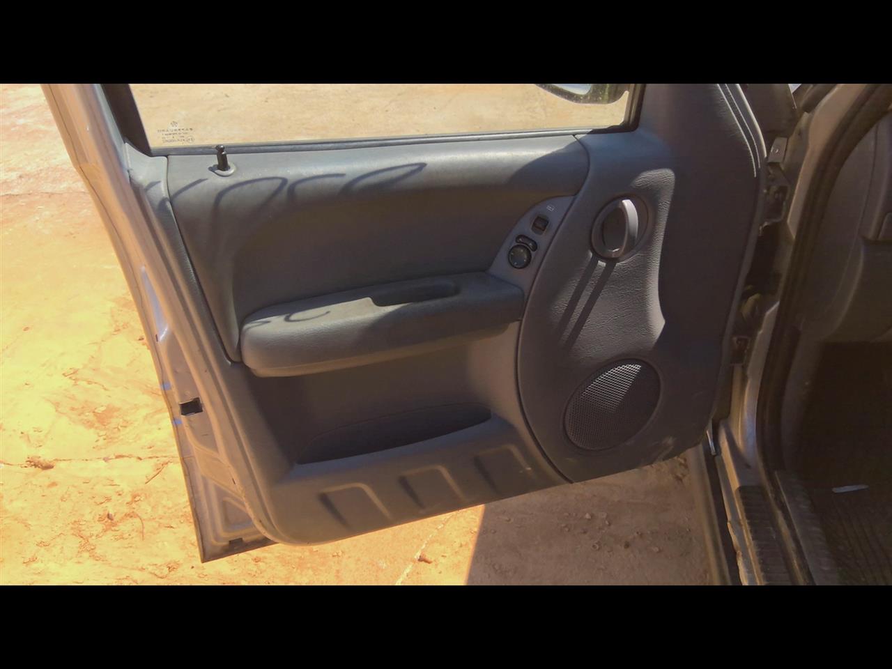 https://f005.backblazeb2.com/file/img-partshotlines-com/Inventory/EX619/Vehicle/24968_11.jpg