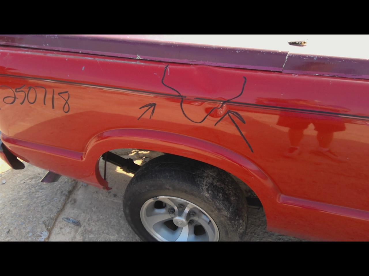 https://f005.backblazeb2.com/file/img-partshotlines-com/Inventory/EX619/Vehicle/24985_05.jpg