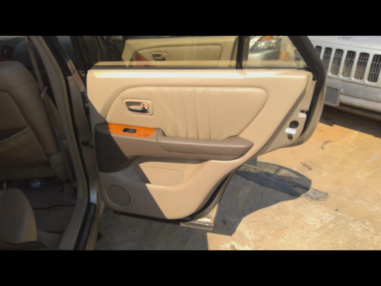 https://f005.backblazeb2.com/file/img-partshotlines-com/Inventory/EX619/Vehicle/25055_09.jpg