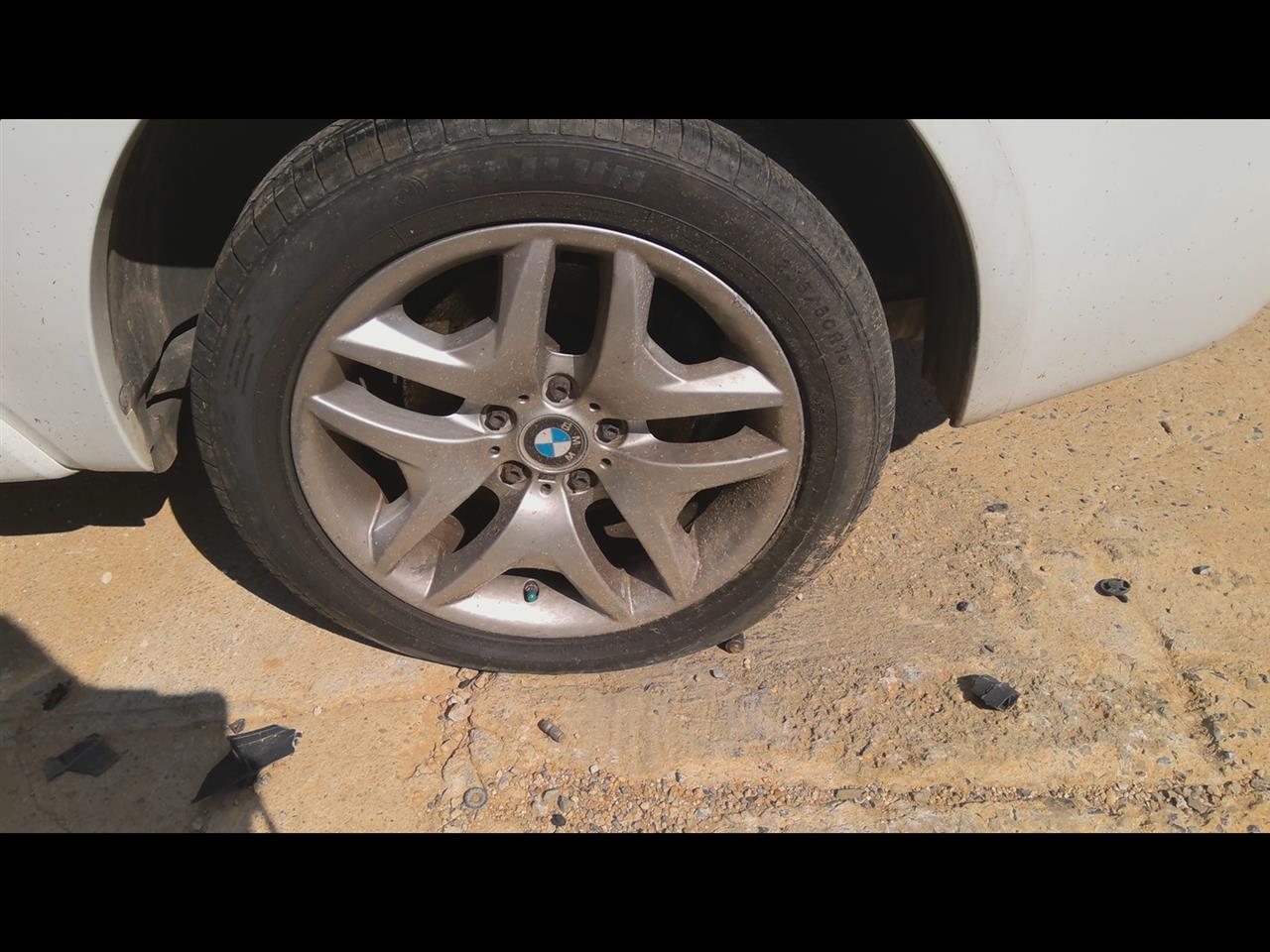 https://f005.backblazeb2.com/file/img-partshotlines-com/Inventory/EX619/Vehicle/25056_08.jpg
