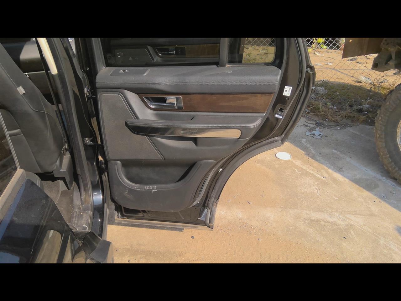https://f005.backblazeb2.com/file/img-partshotlines-com/Inventory/EX619/Vehicle/25098_09.jpg