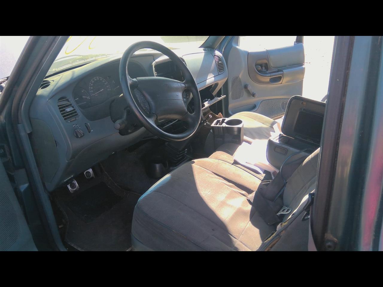 https://f005.backblazeb2.com/file/img-partshotlines-com/Inventory/EX619/Vehicle/25152_04.jpg