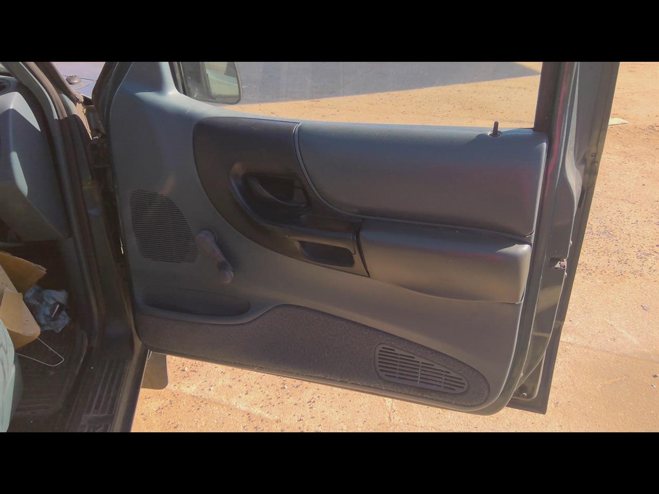 https://f005.backblazeb2.com/file/img-partshotlines-com/Inventory/EX619/Vehicle/25152_10.jpg