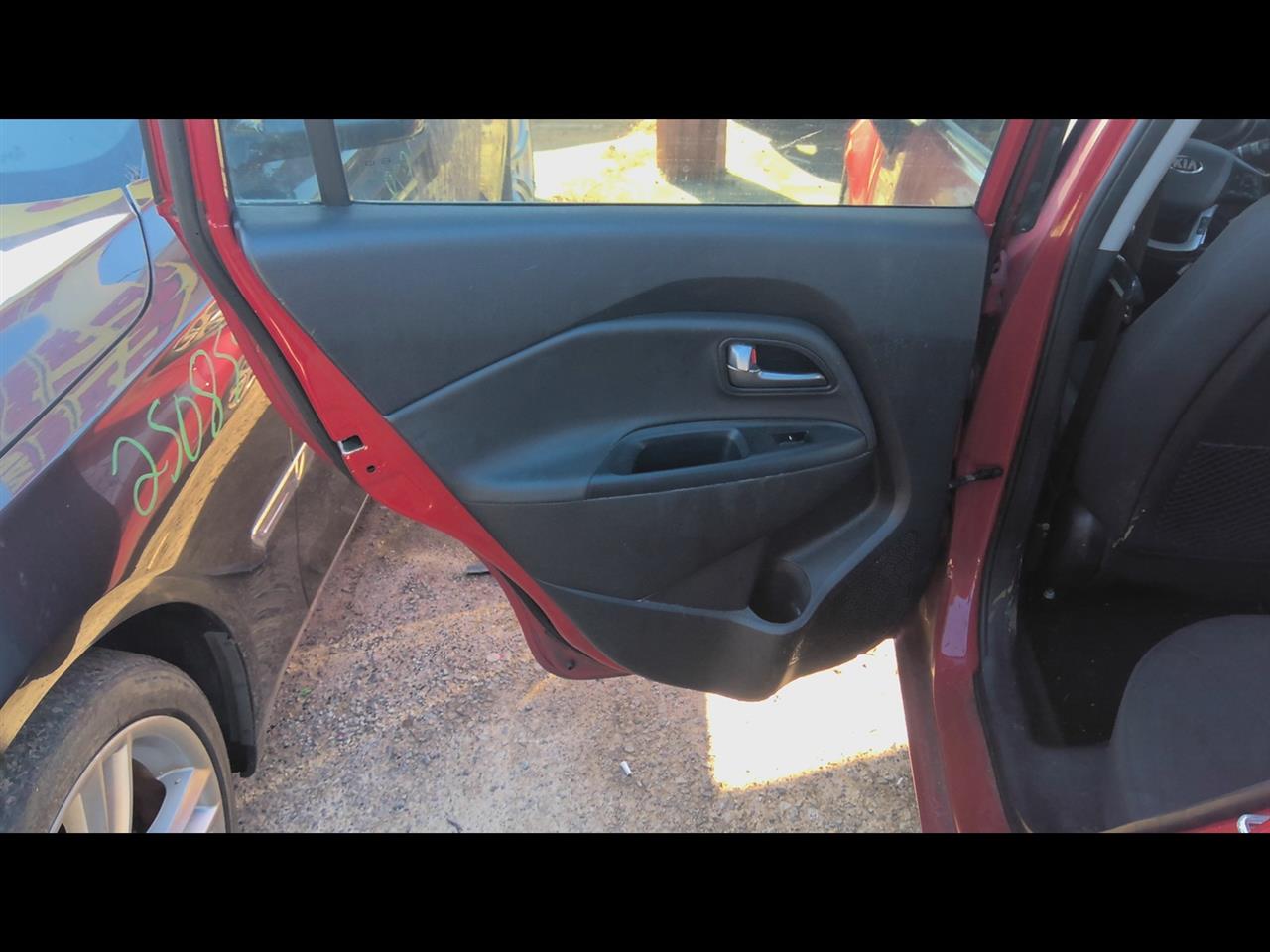 https://f005.backblazeb2.com/file/img-partshotlines-com/Inventory/EX619/Vehicle/25303_09.jpg
