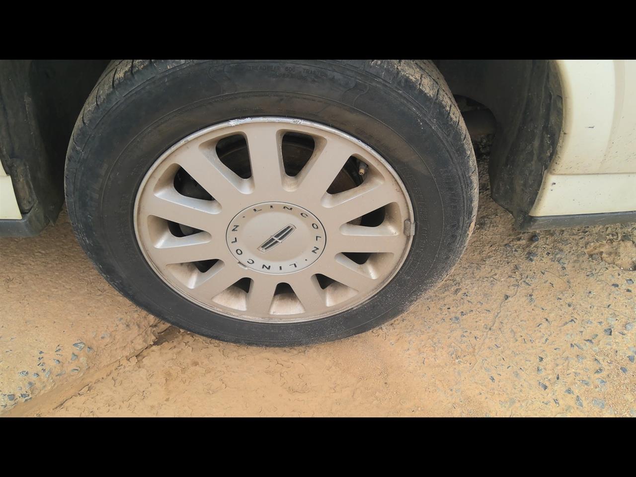 https://f005.backblazeb2.com/file/img-partshotlines-com/Inventory/EX619/Vehicle/25326_08.jpg