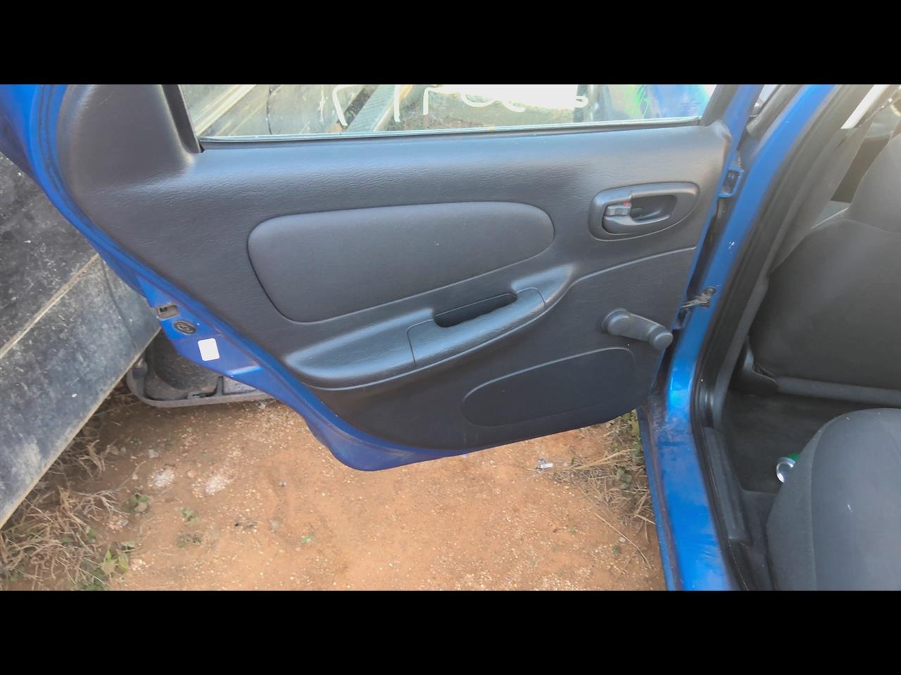 https://f005.backblazeb2.com/file/img-partshotlines-com/Inventory/EX619/Vehicle/25333_09.jpg