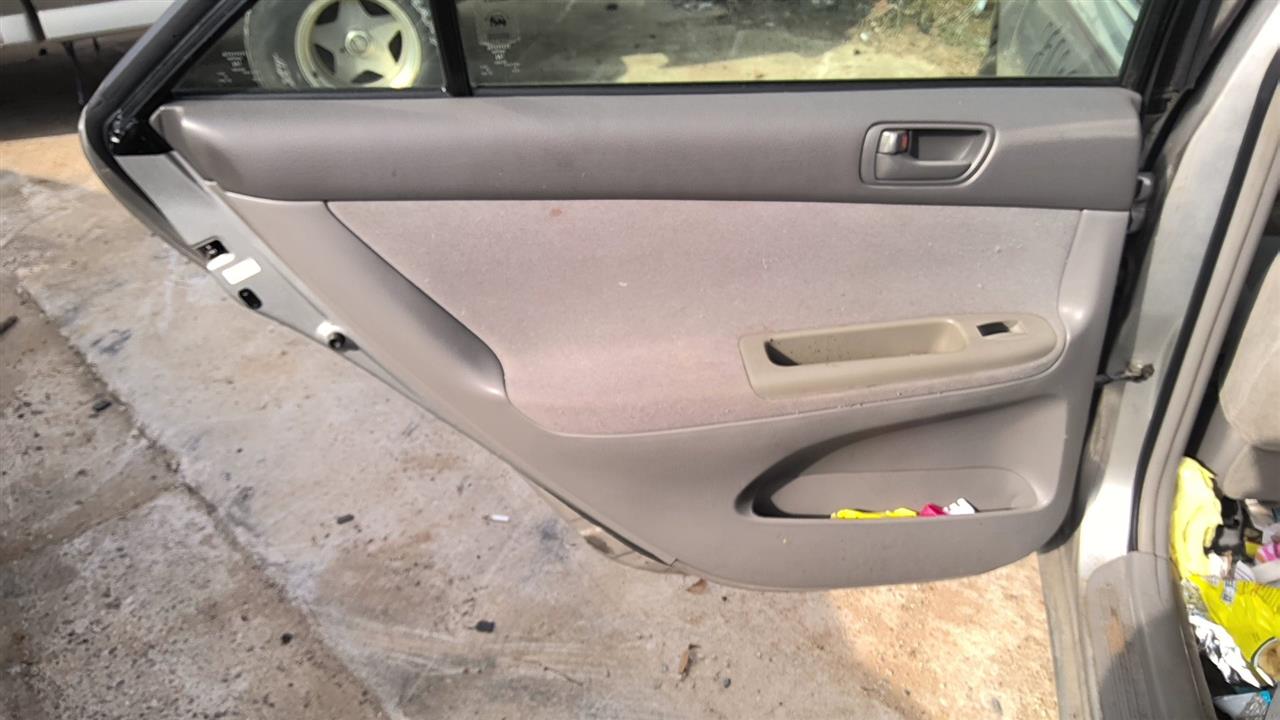 https://f005.backblazeb2.com/file/img-partshotlines-com/Inventory/EX619/Vehicle/25398_06.jpg