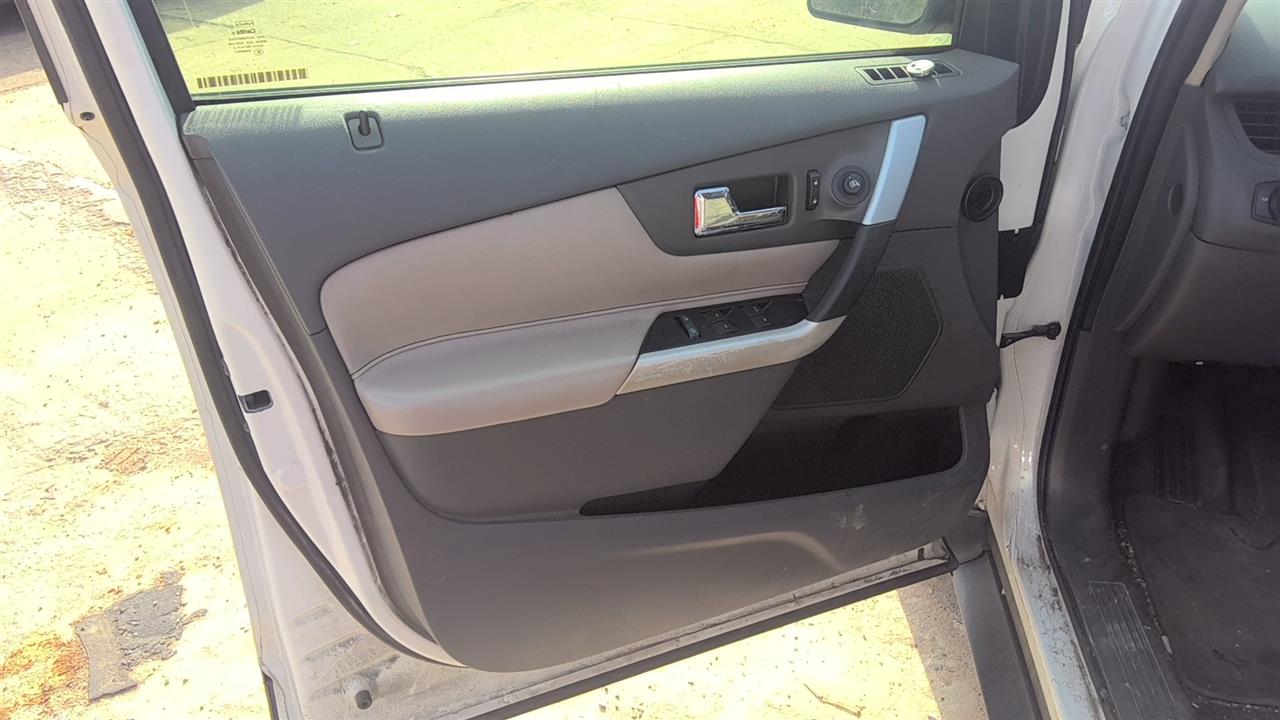 https://f005.backblazeb2.com/file/img-partshotlines-com/Inventory/EX619/Vehicle/25414_06.jpg