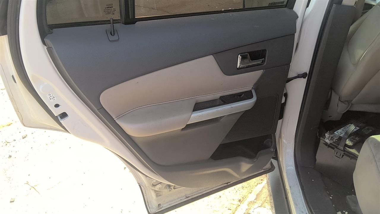 https://f005.backblazeb2.com/file/img-partshotlines-com/Inventory/EX619/Vehicle/25414_08.jpg