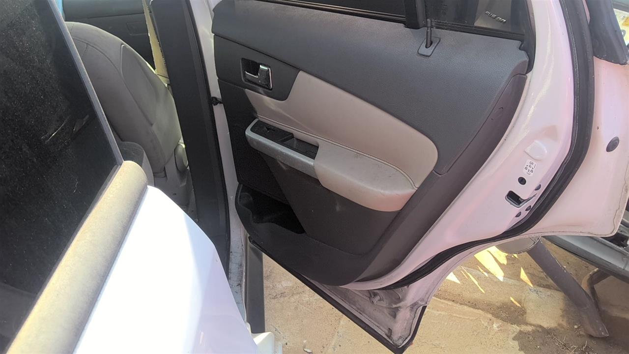 https://f005.backblazeb2.com/file/img-partshotlines-com/Inventory/EX619/Vehicle/25414_11.jpg