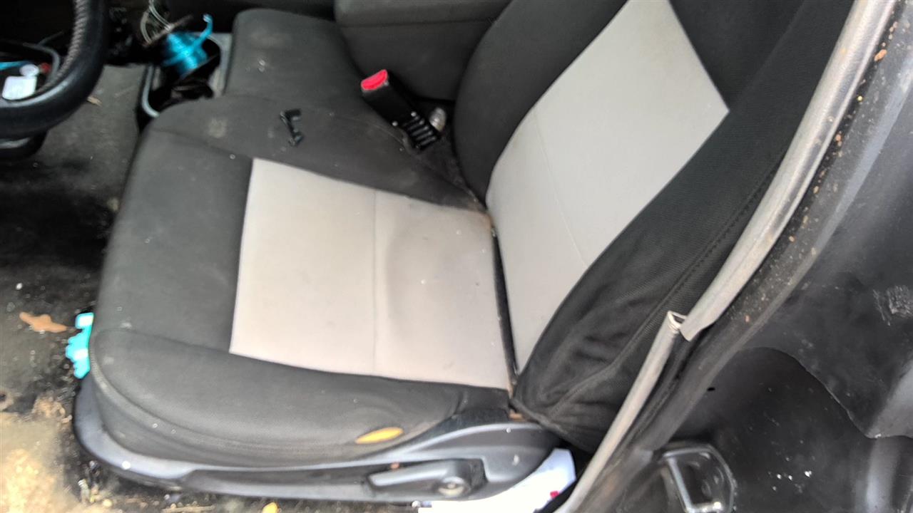 https://f005.backblazeb2.com/file/img-partshotlines-com/Inventory/EX619/Vehicle/25451_03.jpg