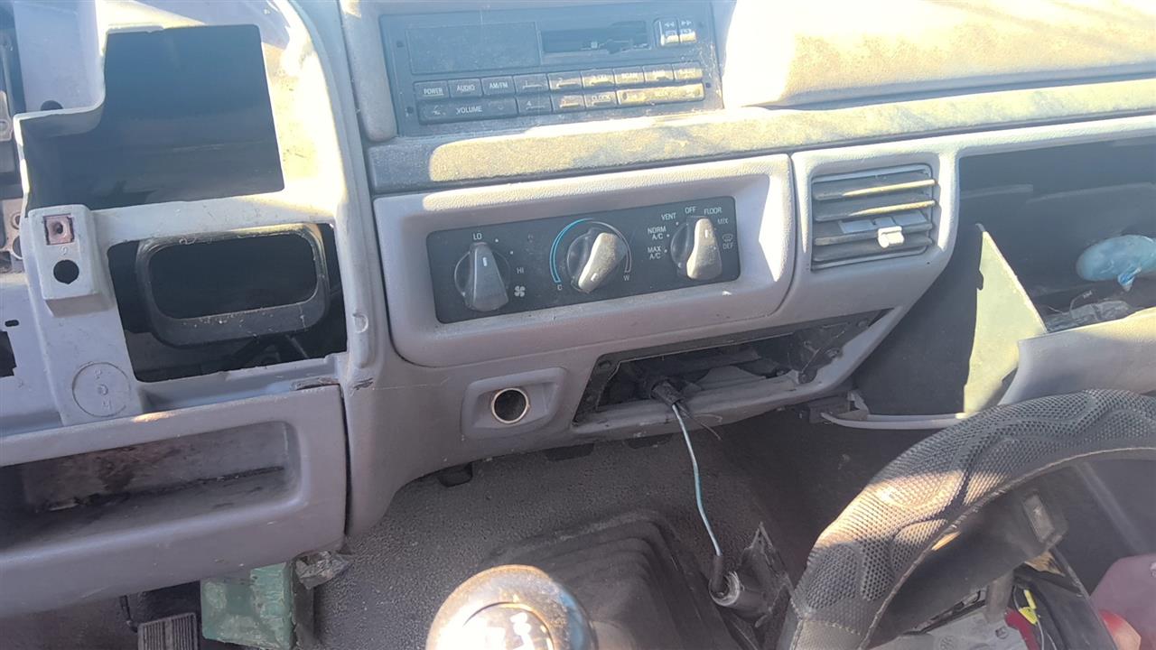https://f005.backblazeb2.com/file/img-partshotlines-com/Inventory/EX619/Vehicle/25455_01.jpg