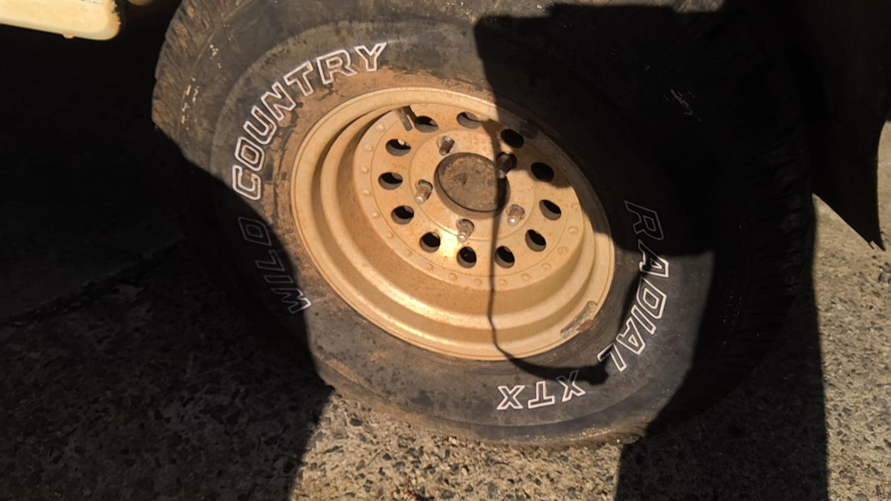 https://f005.backblazeb2.com/file/img-partshotlines-com/Inventory/EX619/Vehicle/25455_10.jpg