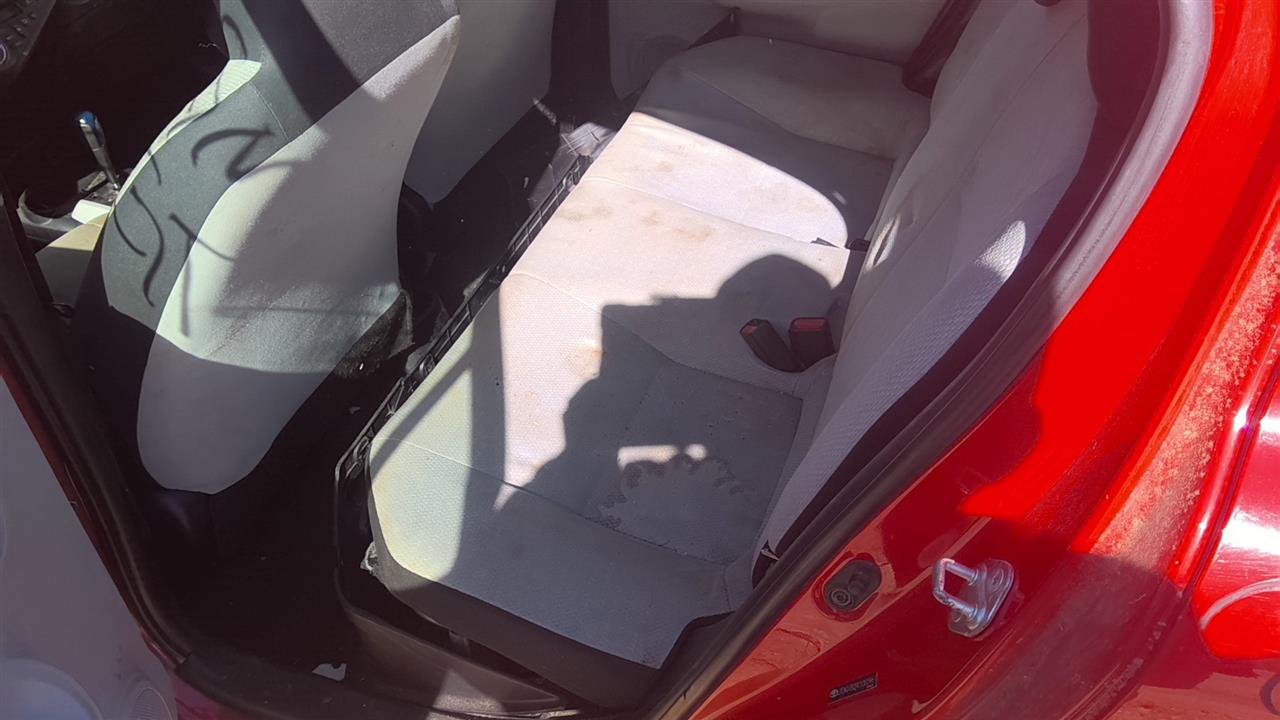 https://f005.backblazeb2.com/file/img-partshotlines-com/Inventory/EX619/Vehicle/25475_08.jpg