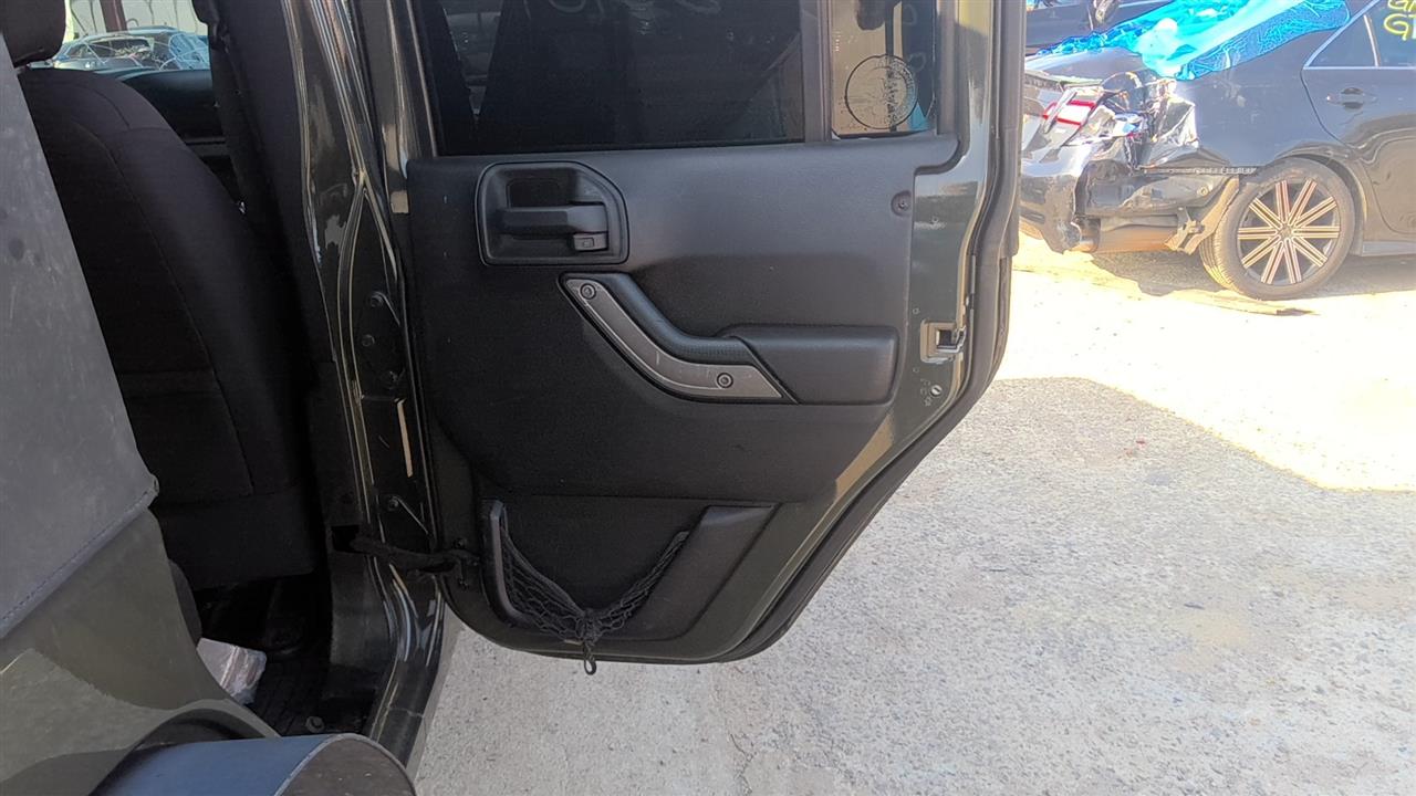 https://f005.backblazeb2.com/file/img-partshotlines-com/Inventory/EX619/Vehicle/25507_09.jpg