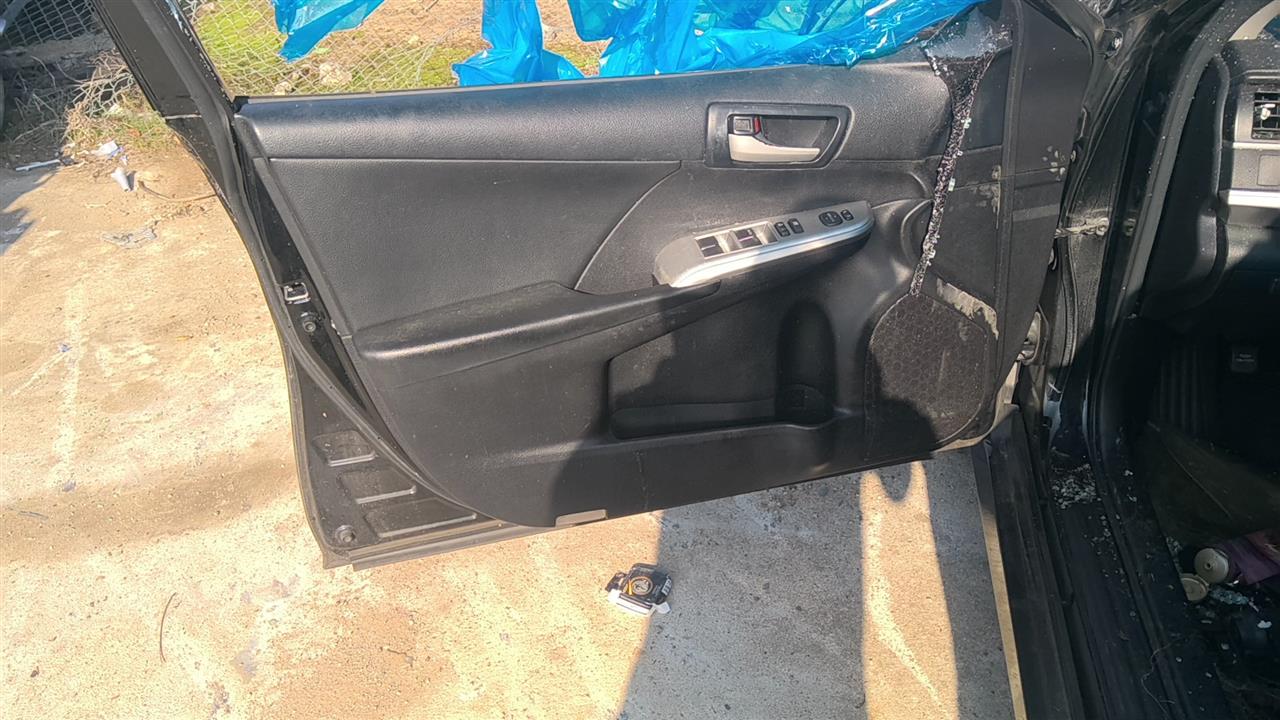 https://f005.backblazeb2.com/file/img-partshotlines-com/Inventory/EX619/Vehicle/25512_05.jpg