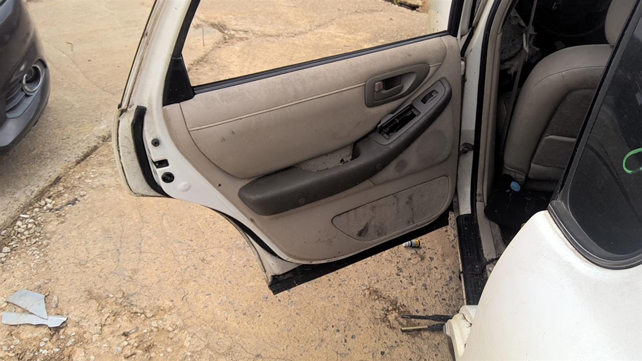 https://f005.backblazeb2.com/file/img-partshotlines-com/Inventory/EX619/Vehicle/25516_05.jpg