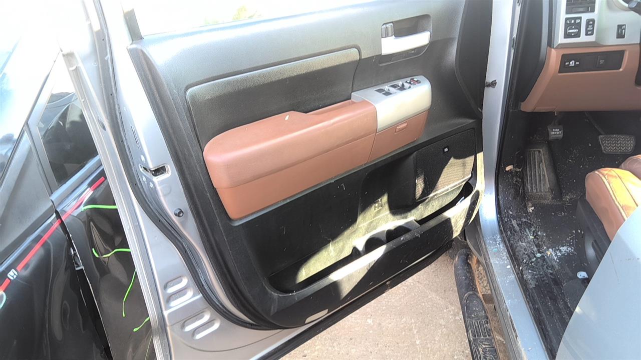 https://f005.backblazeb2.com/file/img-partshotlines-com/Inventory/EX619/Vehicle/25562_06.jpg