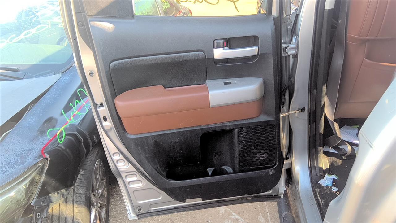 https://f005.backblazeb2.com/file/img-partshotlines-com/Inventory/EX619/Vehicle/25562_08.jpg