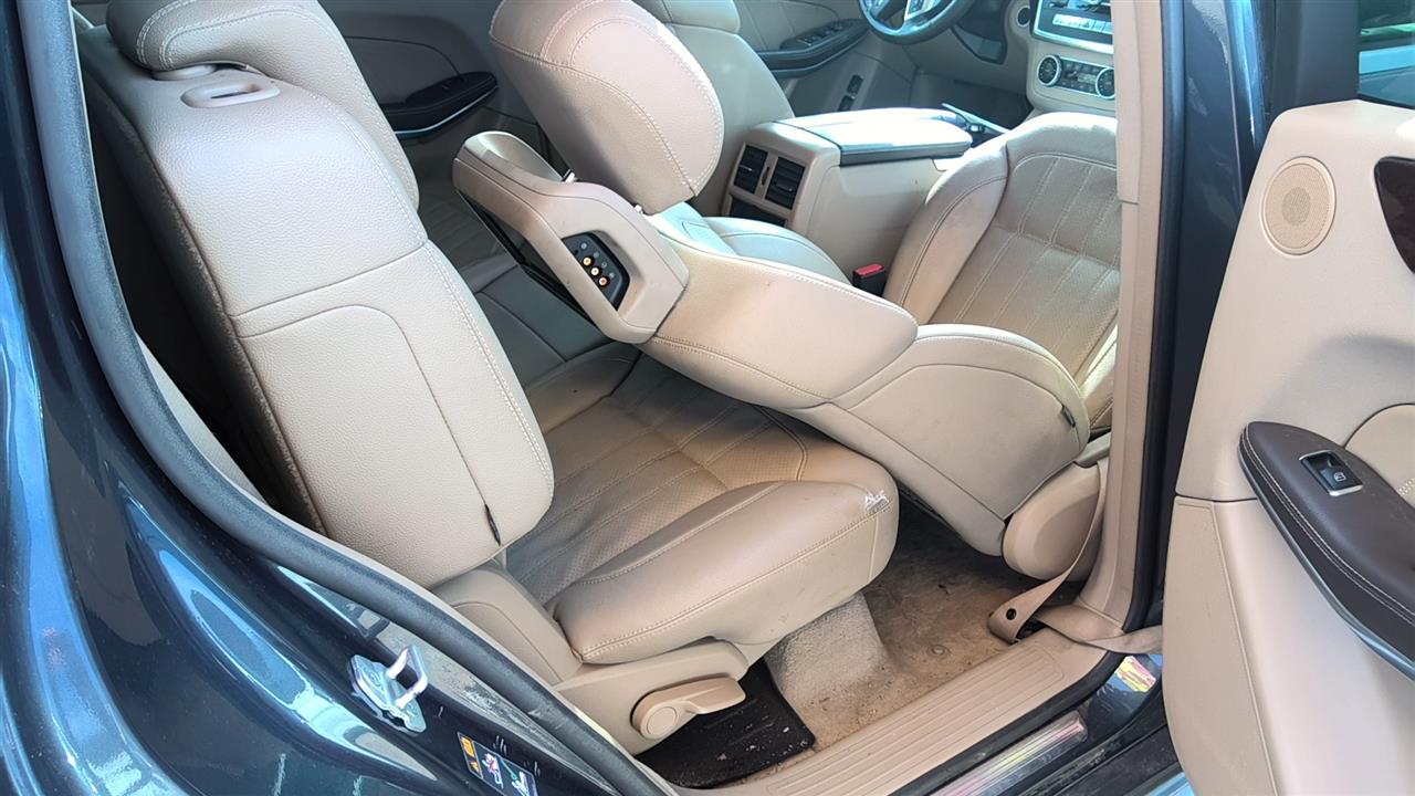 https://f005.backblazeb2.com/file/img-partshotlines-com/Inventory/EX619/Vehicle/25598_09.jpg