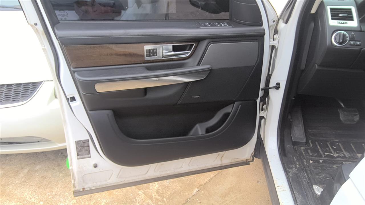 https://f005.backblazeb2.com/file/img-partshotlines-com/Inventory/EX619/Vehicle/25601_06.jpg