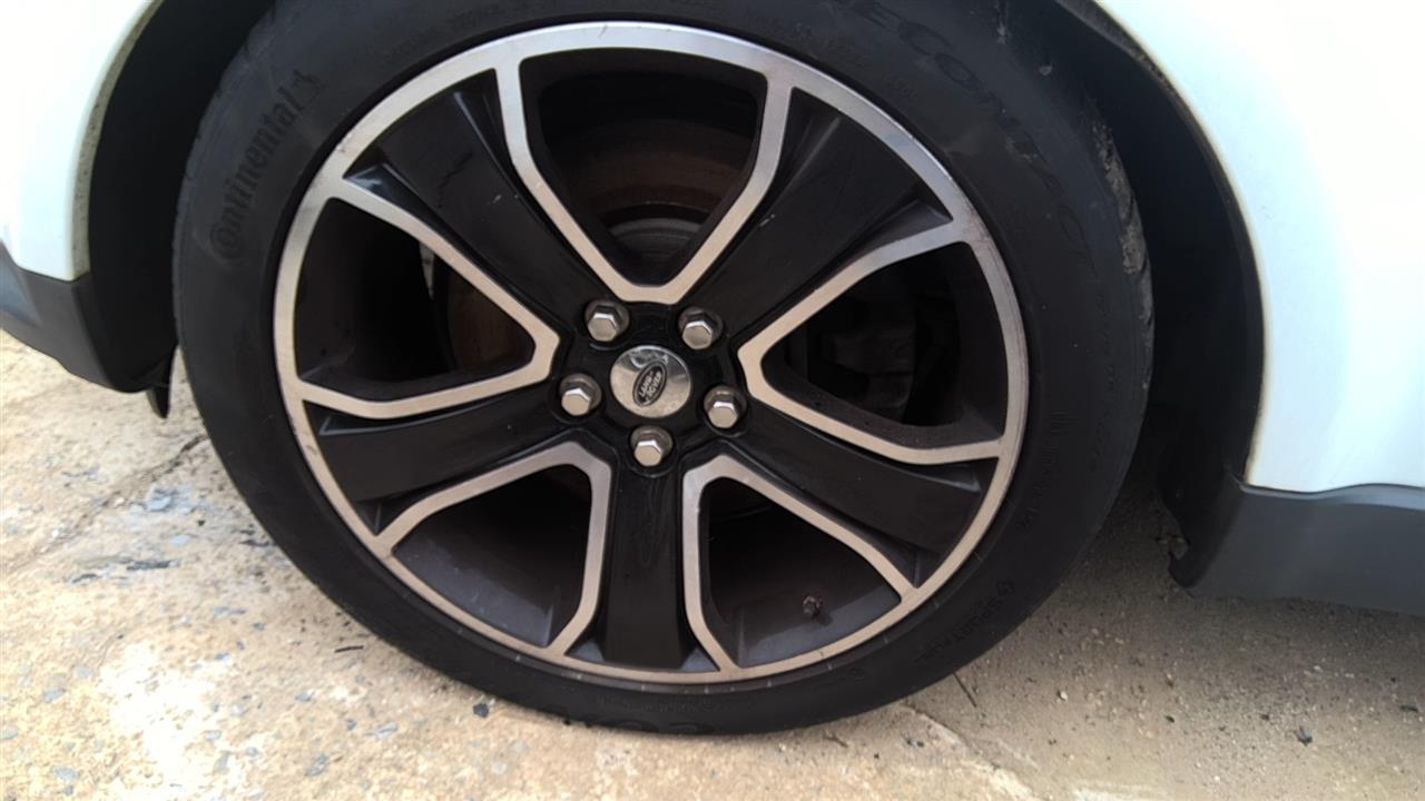 https://f005.backblazeb2.com/file/img-partshotlines-com/Inventory/EX619/Vehicle/25601_08.jpg