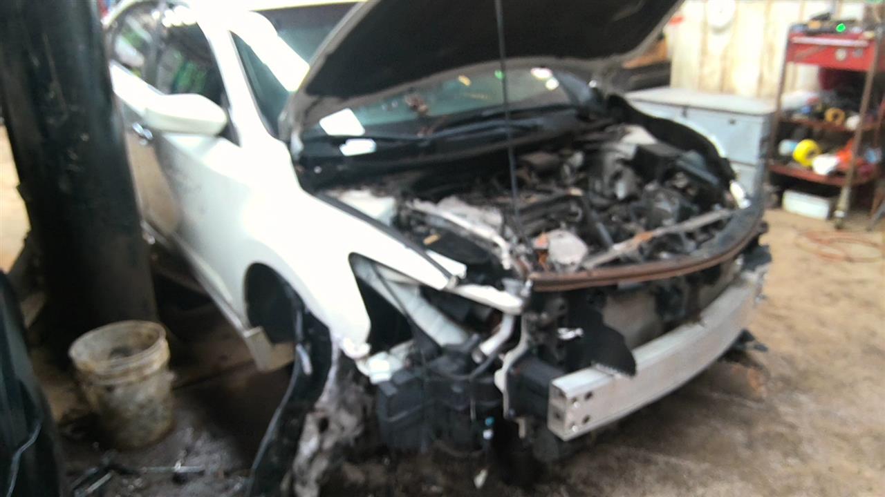 https://f005.backblazeb2.com/file/img-partshotlines-com/Inventory/EX619/Vehicle/25614_08.jpg