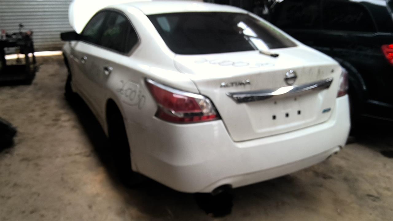 https://f005.backblazeb2.com/file/img-partshotlines-com/Inventory/EX619/Vehicle/25614_09.jpg