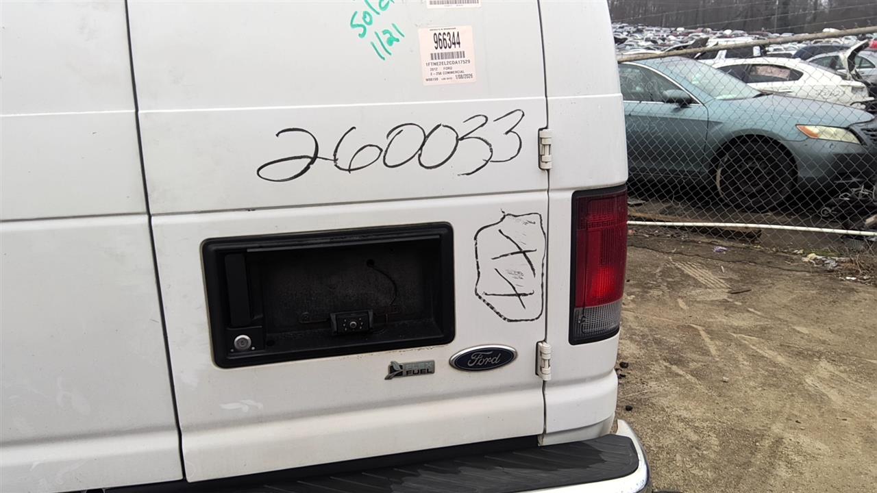 https://f005.backblazeb2.com/file/img-partshotlines-com/Inventory/EX619/Vehicle/25618_10.jpg