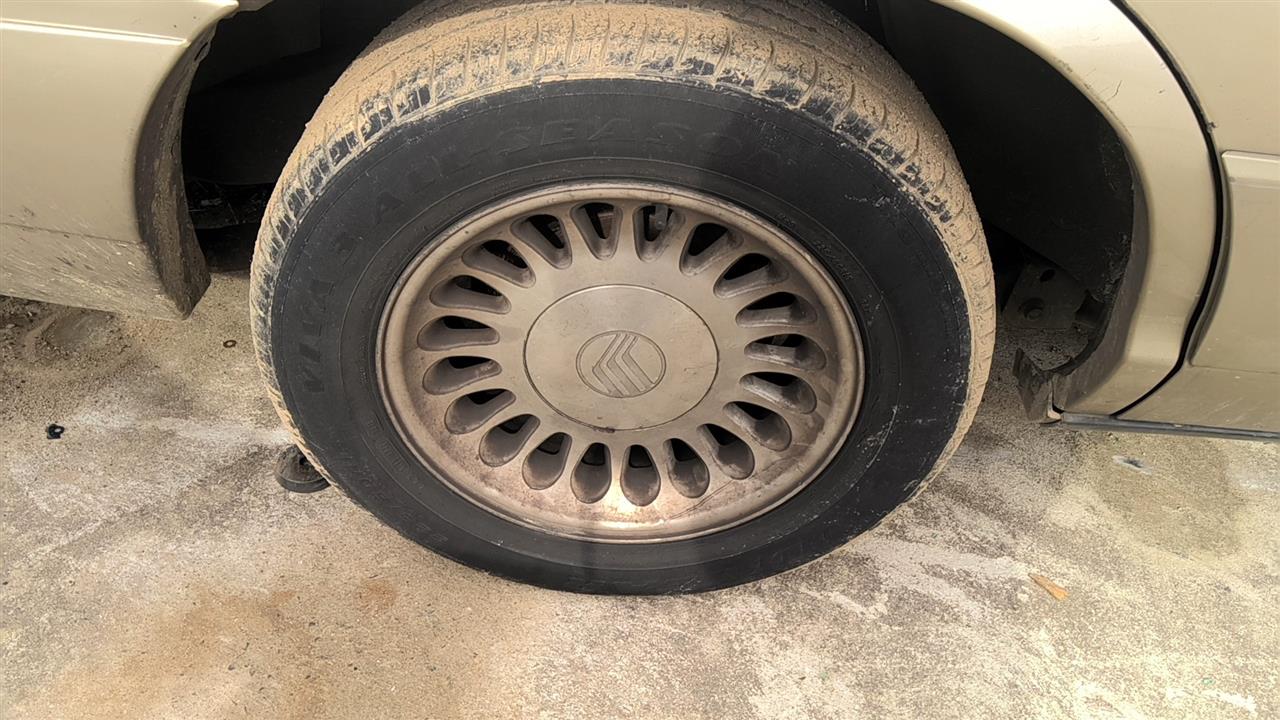 https://f005.backblazeb2.com/file/img-partshotlines-com/Inventory/EX619/Vehicle/25626_05.jpg