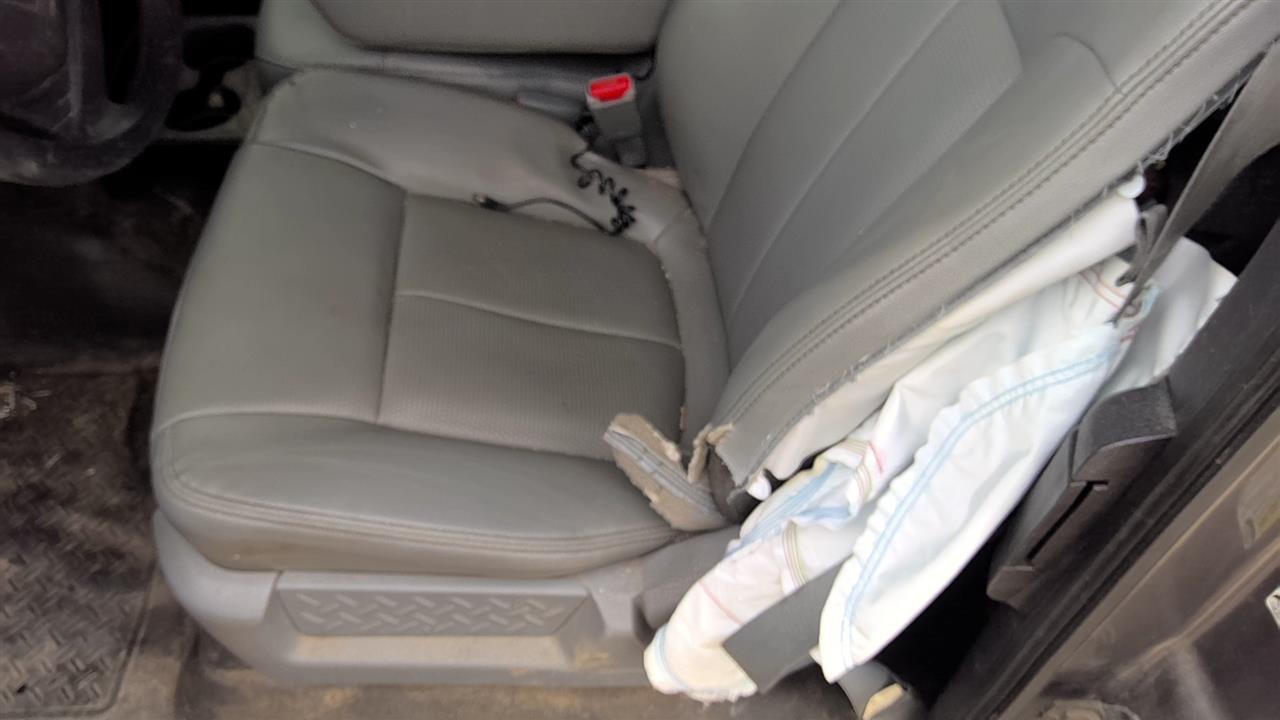 https://f005.backblazeb2.com/file/img-partshotlines-com/Inventory/EX619/Vehicle/25636_04.jpg