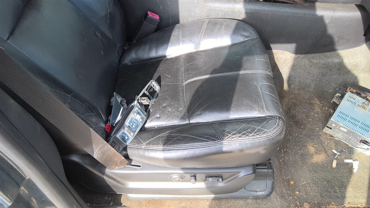 https://f005.backblazeb2.com/file/img-partshotlines-com/Inventory/EX619/Vehicle/25638_09.jpg