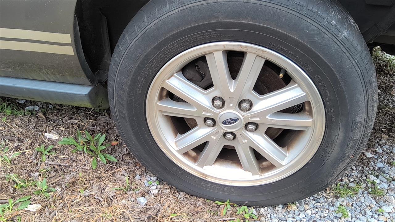 https://f005.backblazeb2.com/file/img-partshotlines-com/Inventory/EX619/Vehicle/25678_07.jpg
