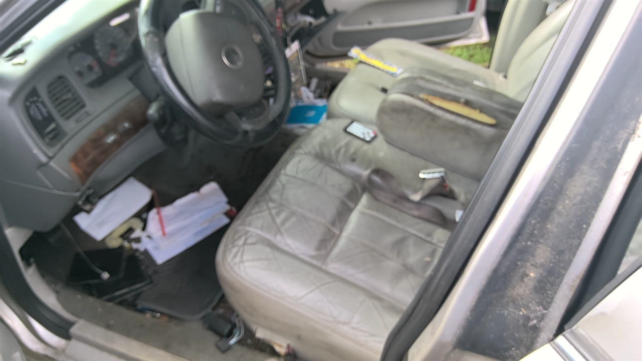 https://f005.backblazeb2.com/file/img-partshotlines-com/Inventory/EX619/Vehicle/25720_04.jpg