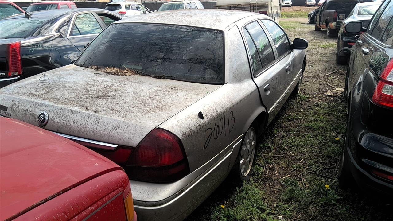 https://f005.backblazeb2.com/file/img-partshotlines-com/Inventory/EX619/Vehicle/25720_10.jpg