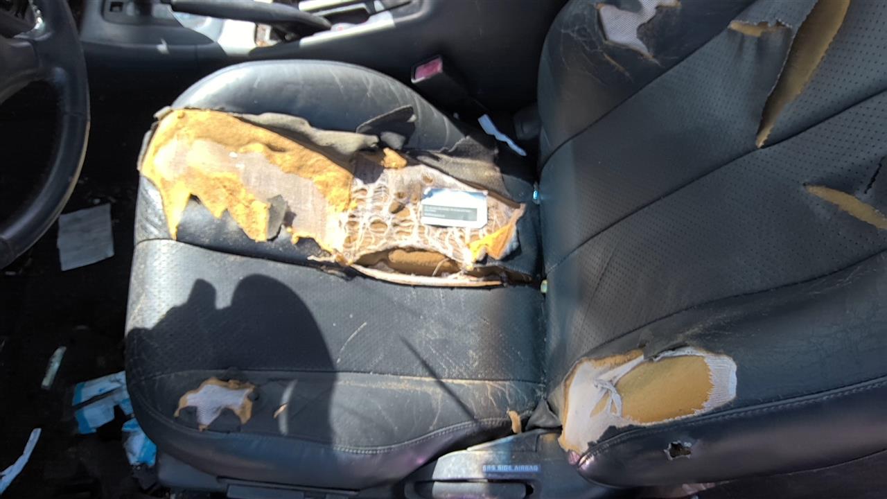 https://f005.backblazeb2.com/file/img-partshotlines-com/Inventory/EX619/Vehicle/25796_03.jpg