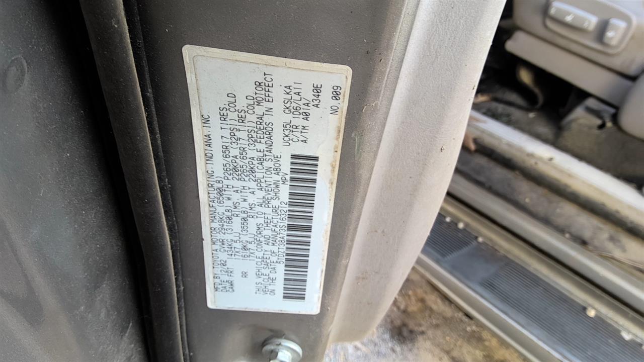 https://f005.backblazeb2.com/file/img-partshotlines-com/Inventory/EX619/Vehicle/25807_01.jpg