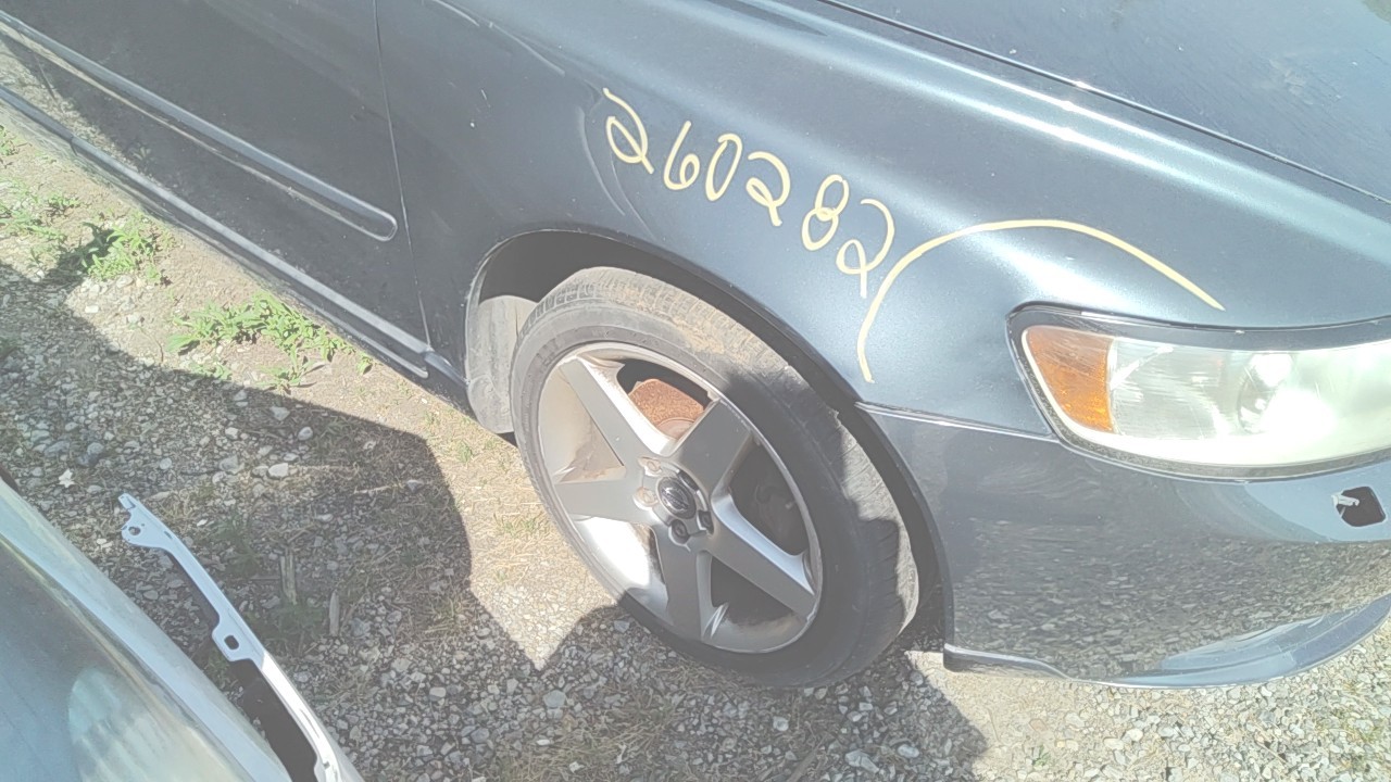 https://f005.backblazeb2.com/file/img-partshotlines-com/Inventory/EX619/Vehicle/25983_10.jpg