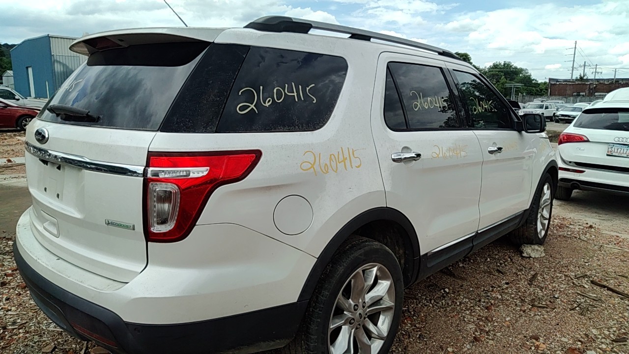 https://f005.backblazeb2.com/file/img-partshotlines-com/Inventory/EX619/Vehicle/26190_05.jpg