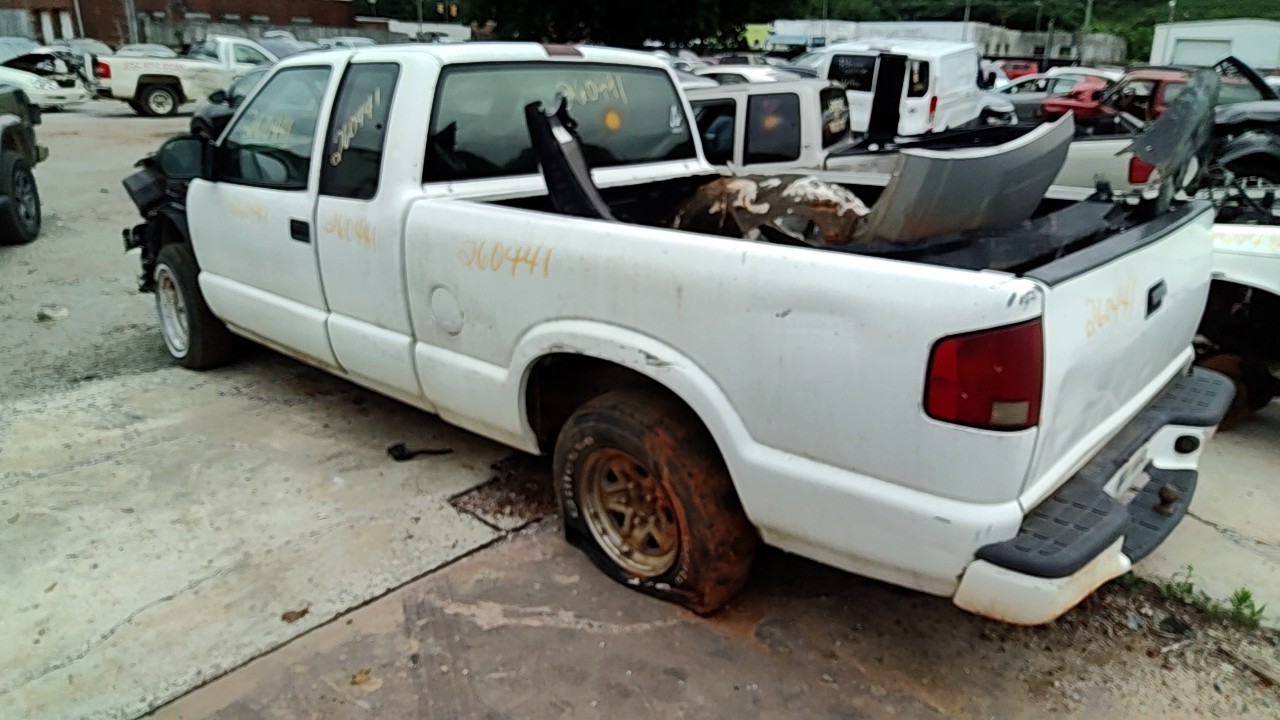 https://f005.backblazeb2.com/file/img-partshotlines-com/Inventory/EX619/Vehicle/26225_04.jpg
