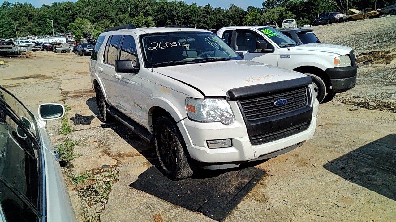 https://f005.backblazeb2.com/file/img-partshotlines-com/Inventory/EX619/Vehicle/26305_10.jpg