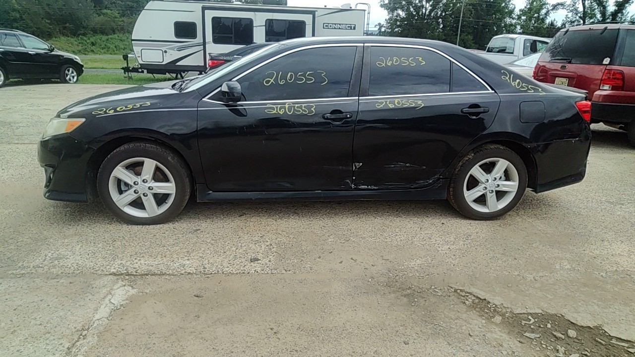 https://f005.backblazeb2.com/file/img-partshotlines-com/Inventory/EX619/Vehicle/26355_02.jpg