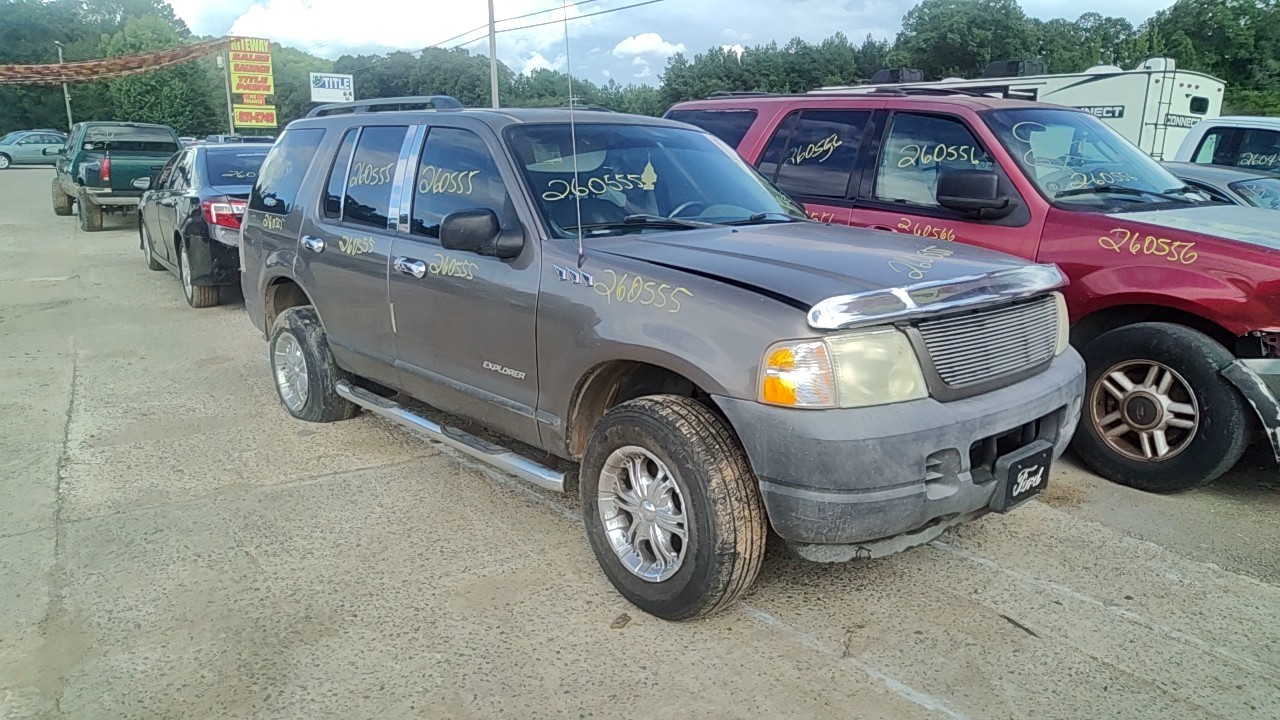 https://f005.backblazeb2.com/file/img-partshotlines-com/Inventory/EX619/Vehicle/26357_11.jpg