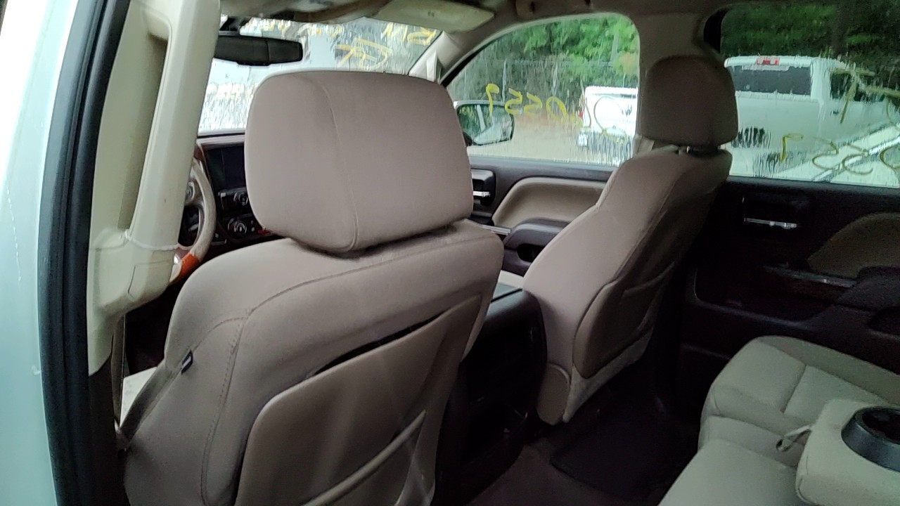 https://f005.backblazeb2.com/file/img-partshotlines-com/Inventory/EX619/Vehicle/26361_12.jpg