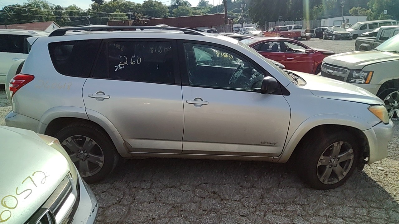 https://f005.backblazeb2.com/file/img-partshotlines-com/Inventory/EX619/Vehicle/26445_06.jpg