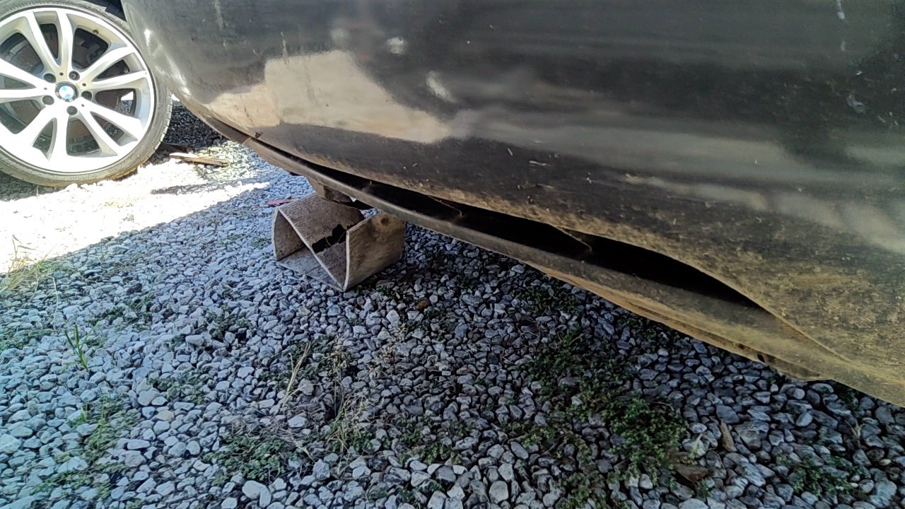 https://f005.backblazeb2.com/file/img-partshotlines-com/Inventory/EX619/Vehicle/26531_12.jpg