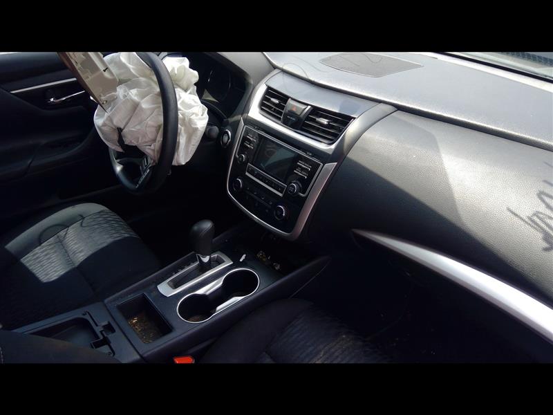 https://f005.backblazeb2.com/file/img-partshotlines-com/Inventory/EX638/Vehicle/11049_06.jpg