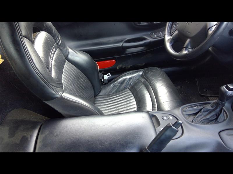 https://f005.backblazeb2.com/file/img-partshotlines-com/Inventory/EX638/Vehicle/11284_02.jpg